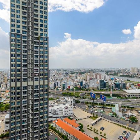 Hilton Residence - Landmark 81 Vinhomes Central Park Ho Chi Minh City Exterior photo