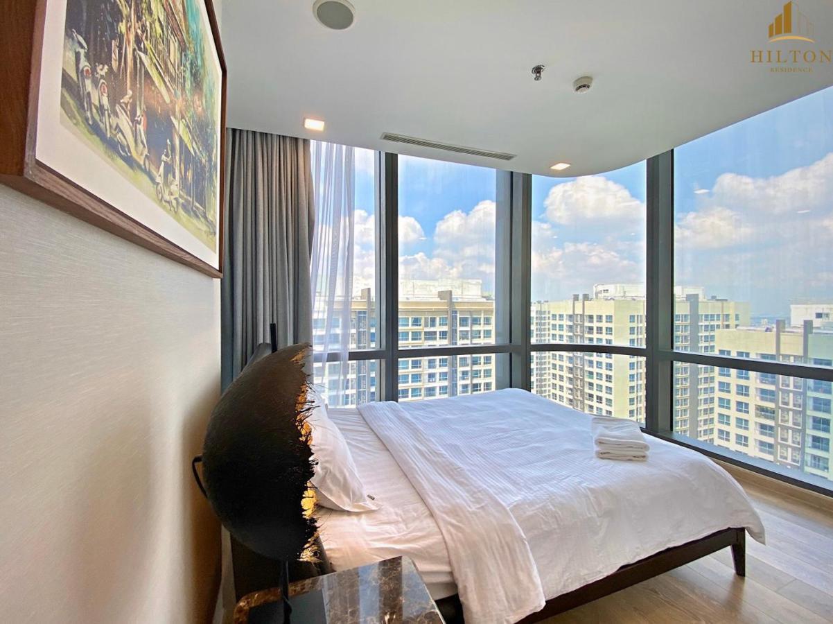 Hilton Residence - Landmark 81 Vinhomes Central Park Ho Chi Minh City Exterior photo