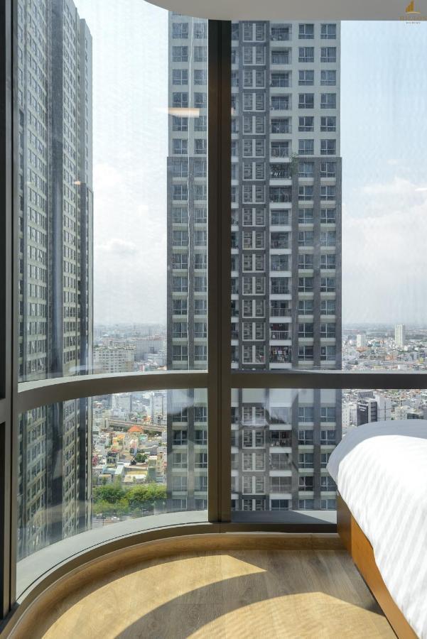 Hilton Residence - Landmark 81 Vinhomes Central Park Ho Chi Minh City Exterior photo